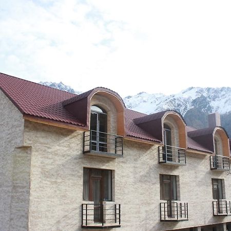 Hotel Gergeti Stepantsminda Exterior foto